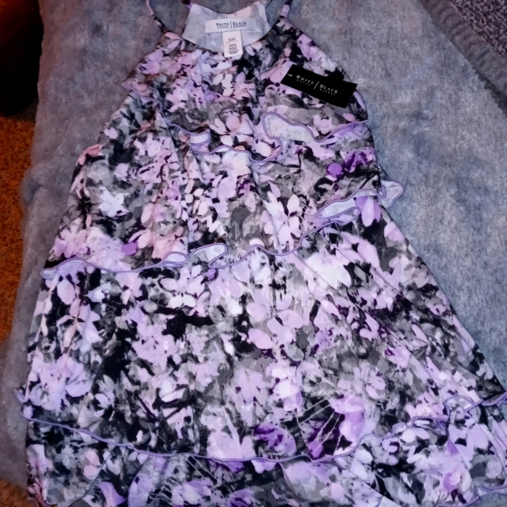 NWT White House Black Market Ruffled Top
